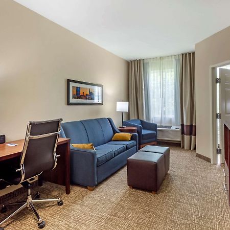 Comfort Suites Clarksville Buitenkant foto