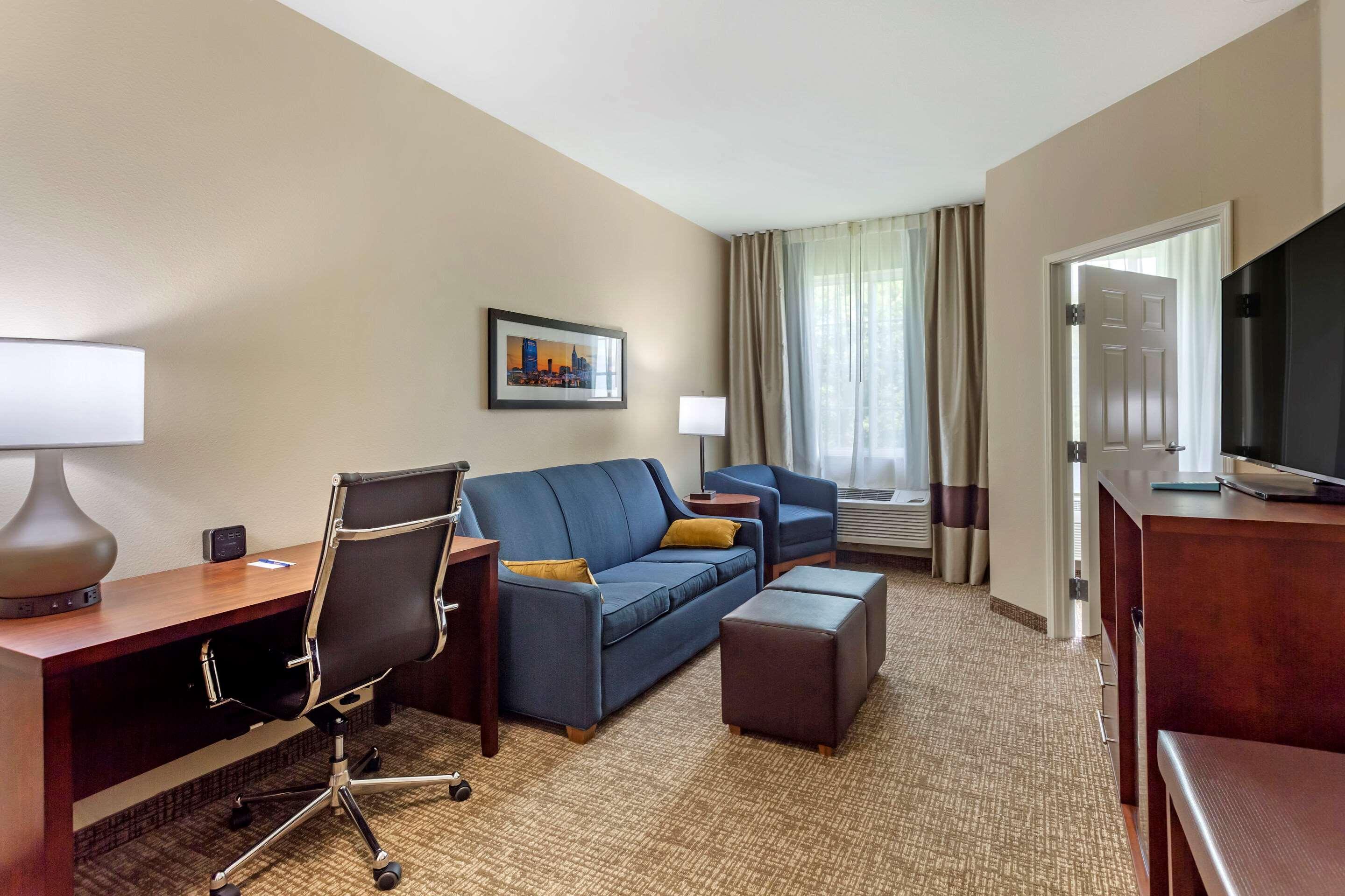 Comfort Suites Clarksville Buitenkant foto
